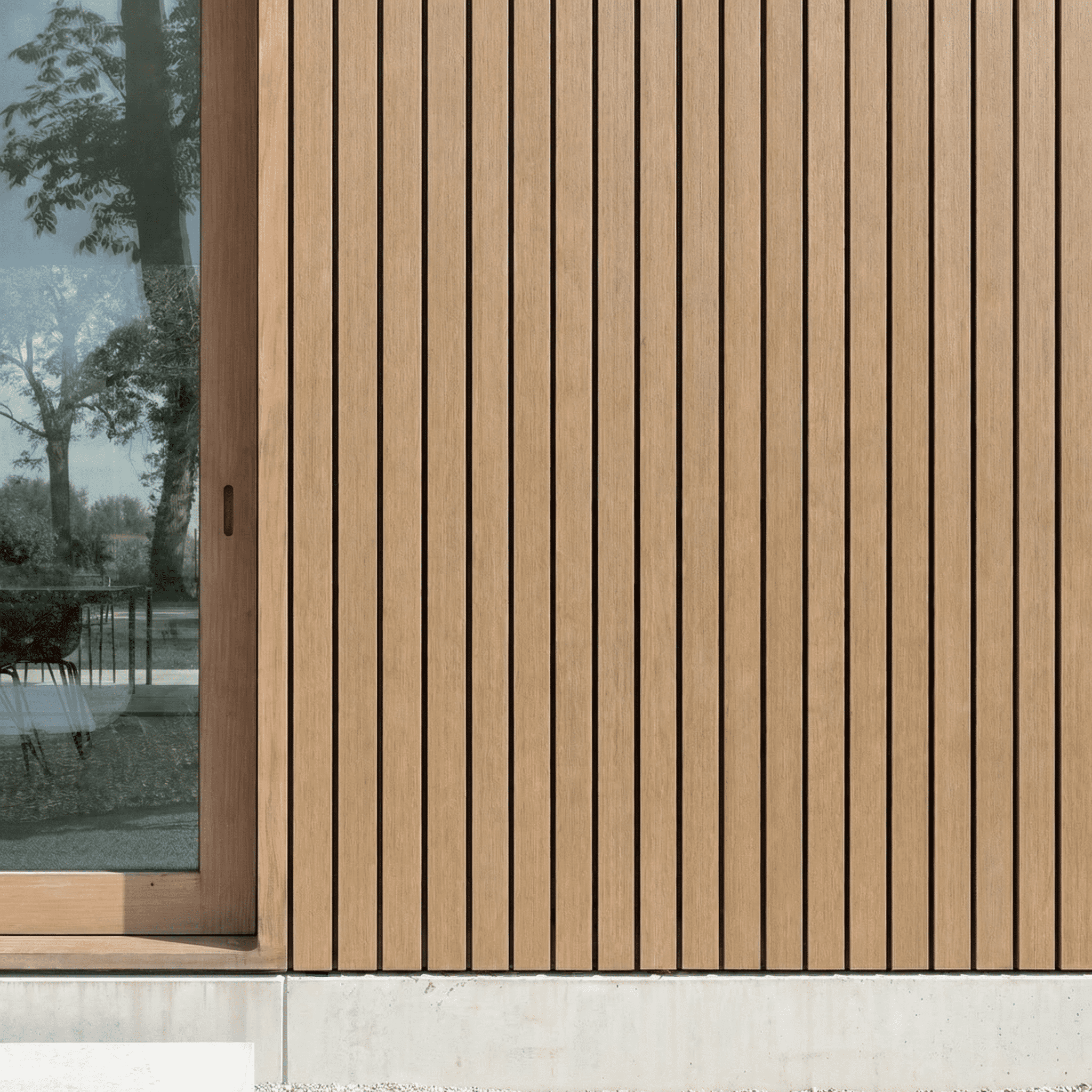 Natural-Oak-Forma-for-Grad®-Composite-Cladding-Small-1